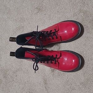 Dr. Martens Red Patent Leather 1460 8 Eye Combat Boots Docs 7